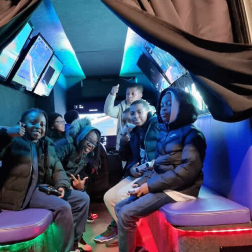 Gaming Bus Hackney London 7